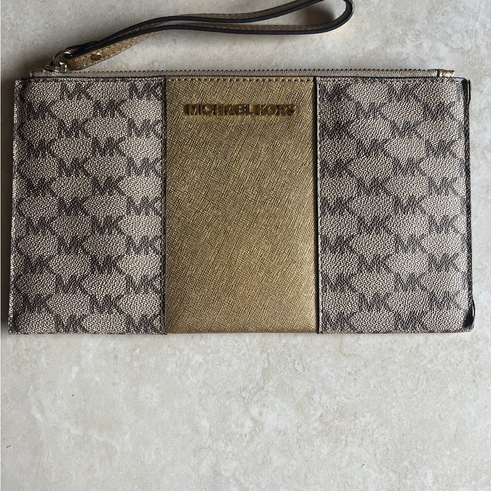Michael Kors Gold accent wristlet